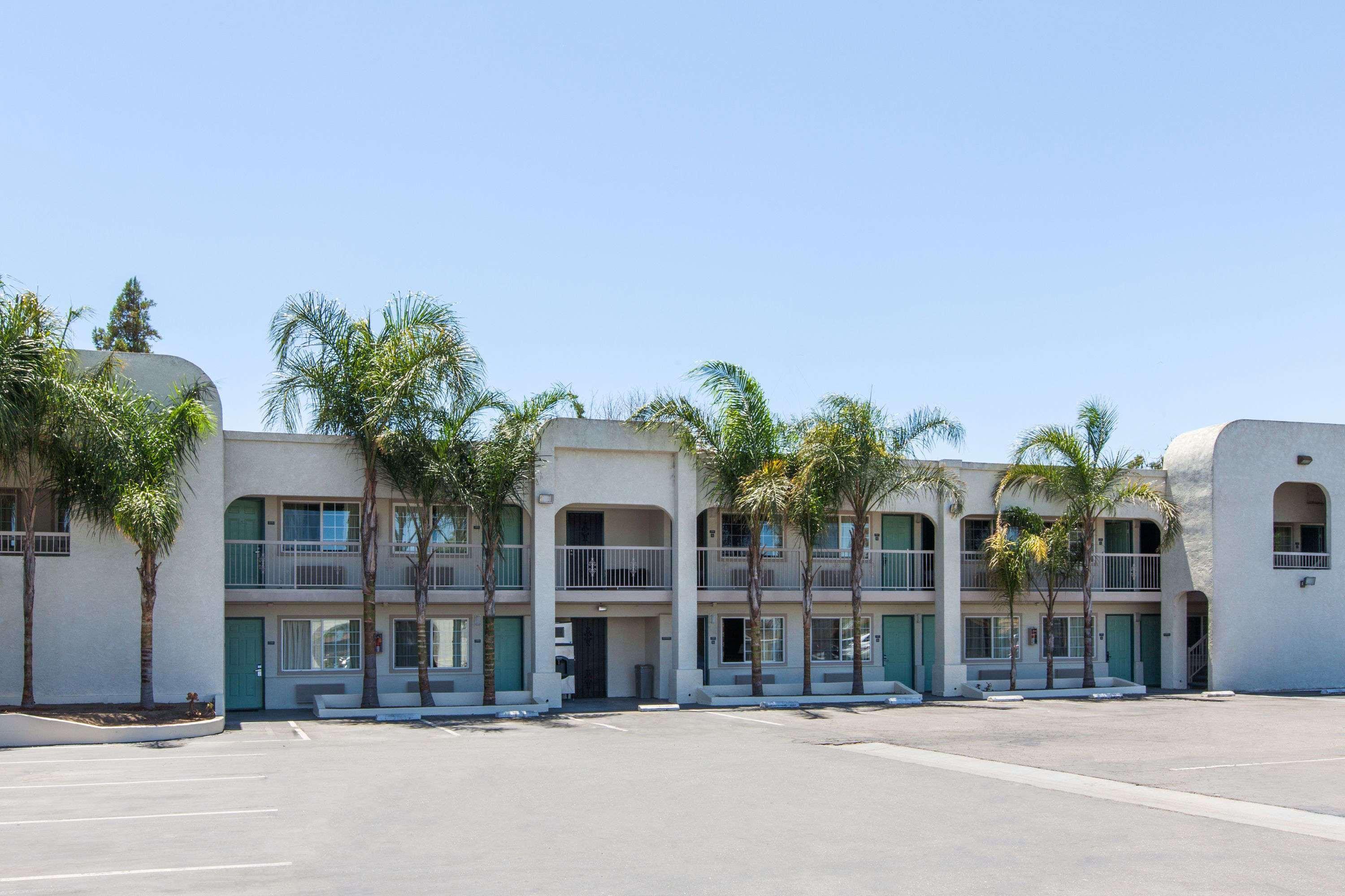 Travelodge By Wyndham Los Banos Ca Zewnętrze zdjęcie