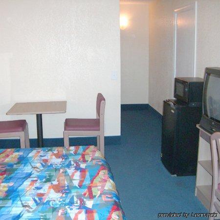 Travelodge By Wyndham Los Banos Ca Pokój zdjęcie