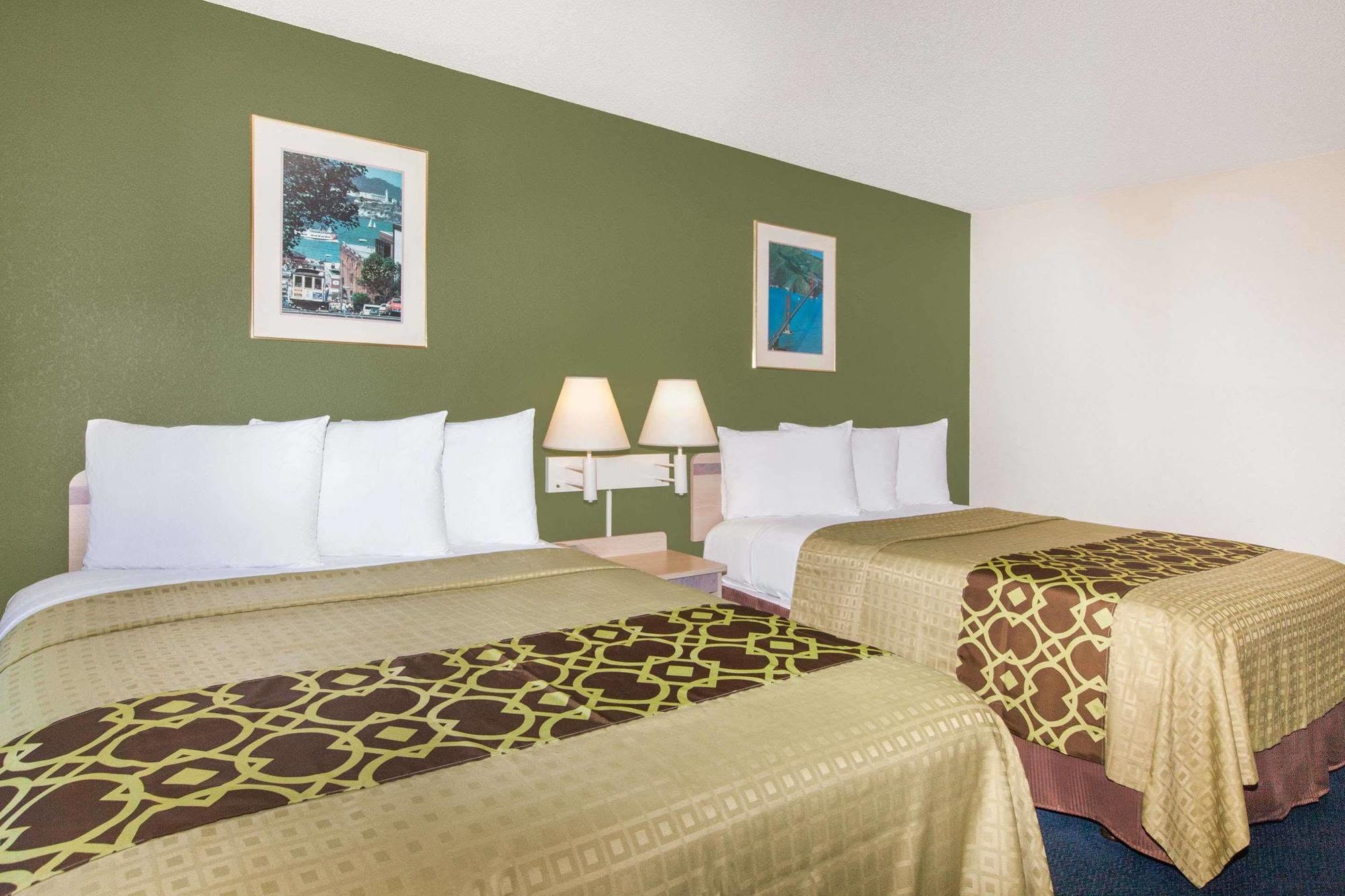 Travelodge By Wyndham Los Banos Ca Zewnętrze zdjęcie